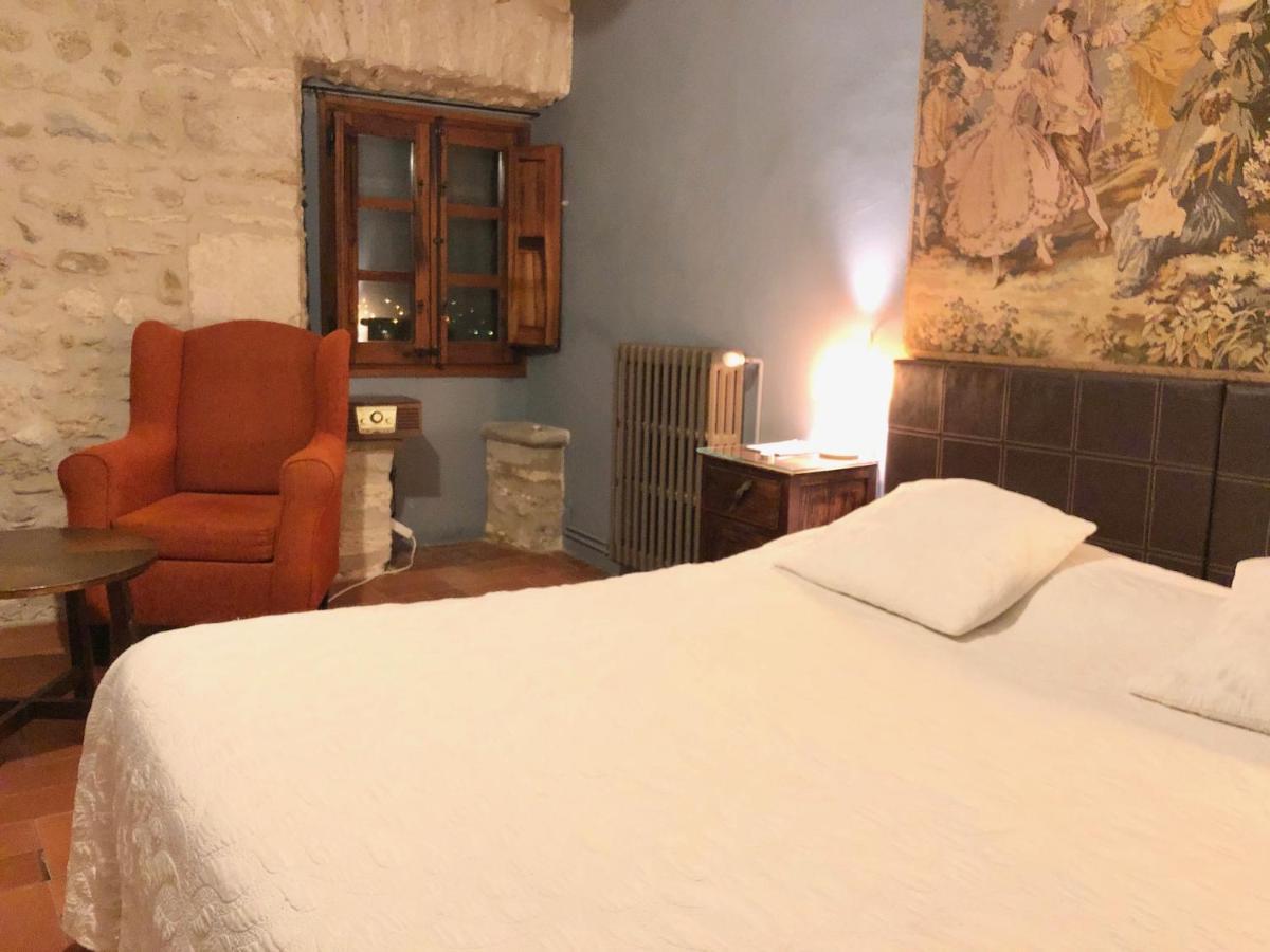 Mil Estrelles Villa Cornellá de Terri Esterno foto